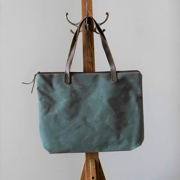 Waxed Canvas Zipped Tote