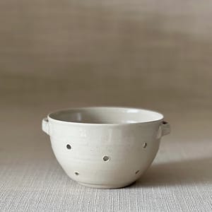 zen-berry-colander-handthrown-pottery